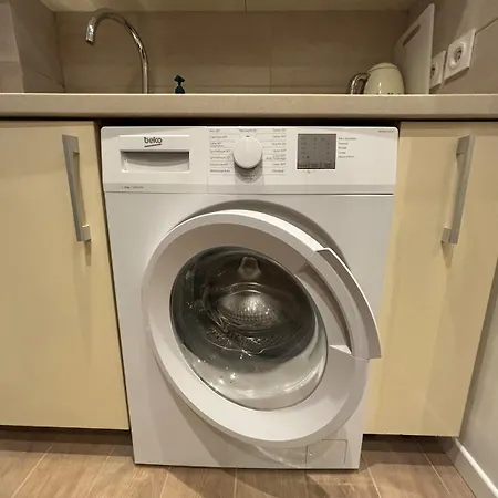 Cozy Latin Quarter Apartman