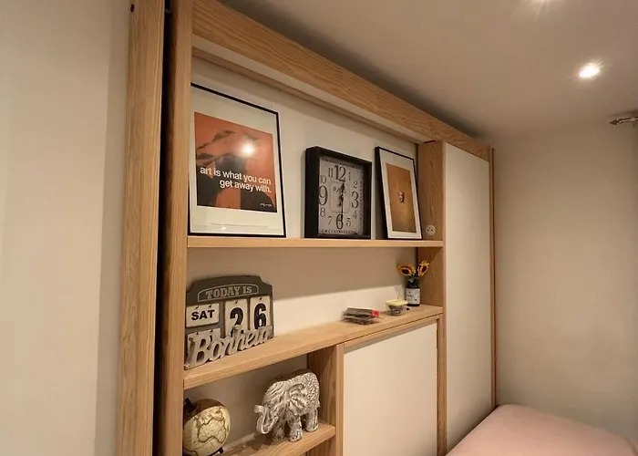 Cozy Latin Quarter Apartman